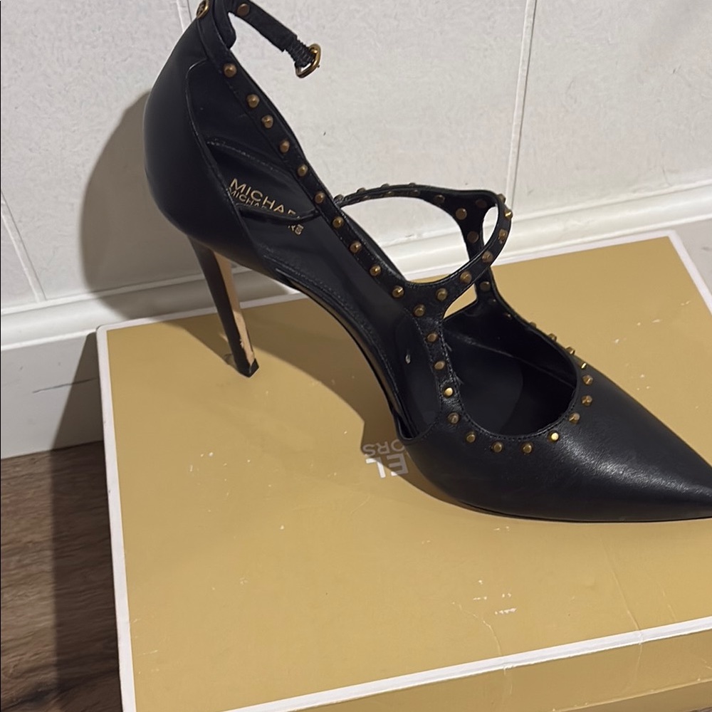 Michael Kors Black Heels with Strappy Design and Stiletto Heel